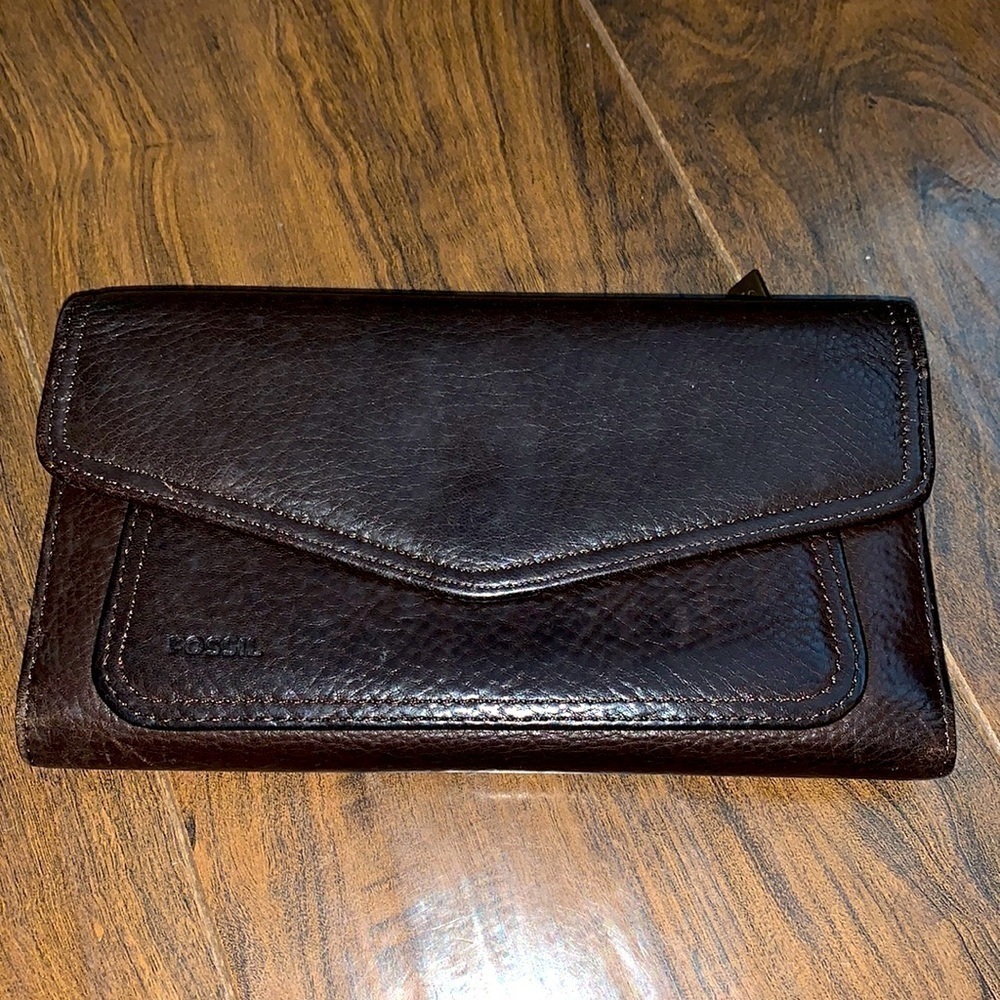 Vintage Fossil Leather Wallet